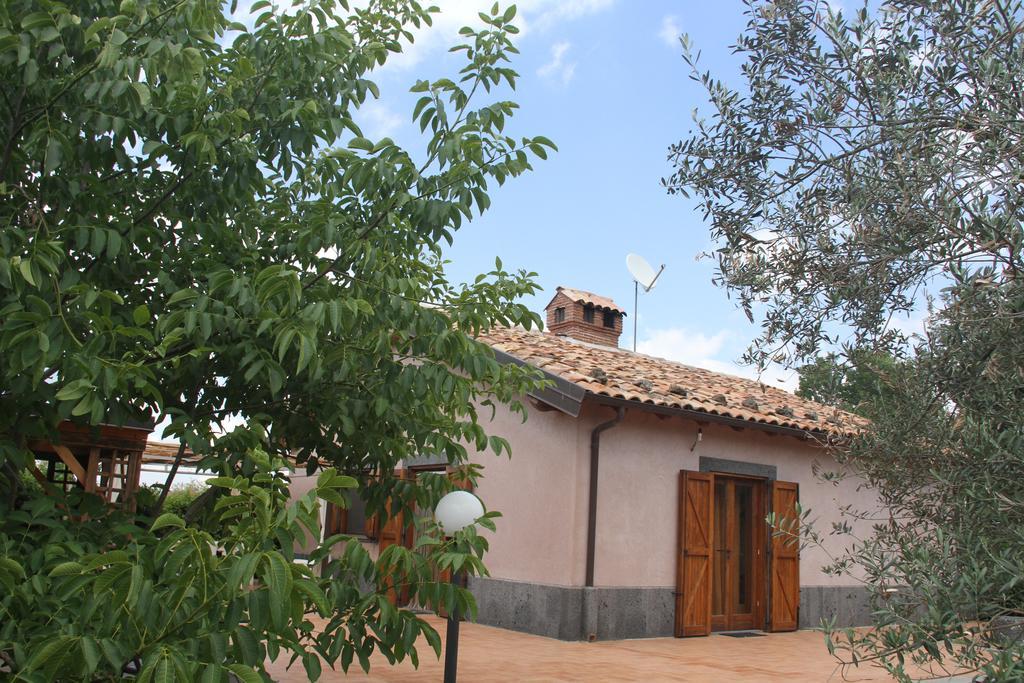Mount Etna Chalet Maletto Exterior photo