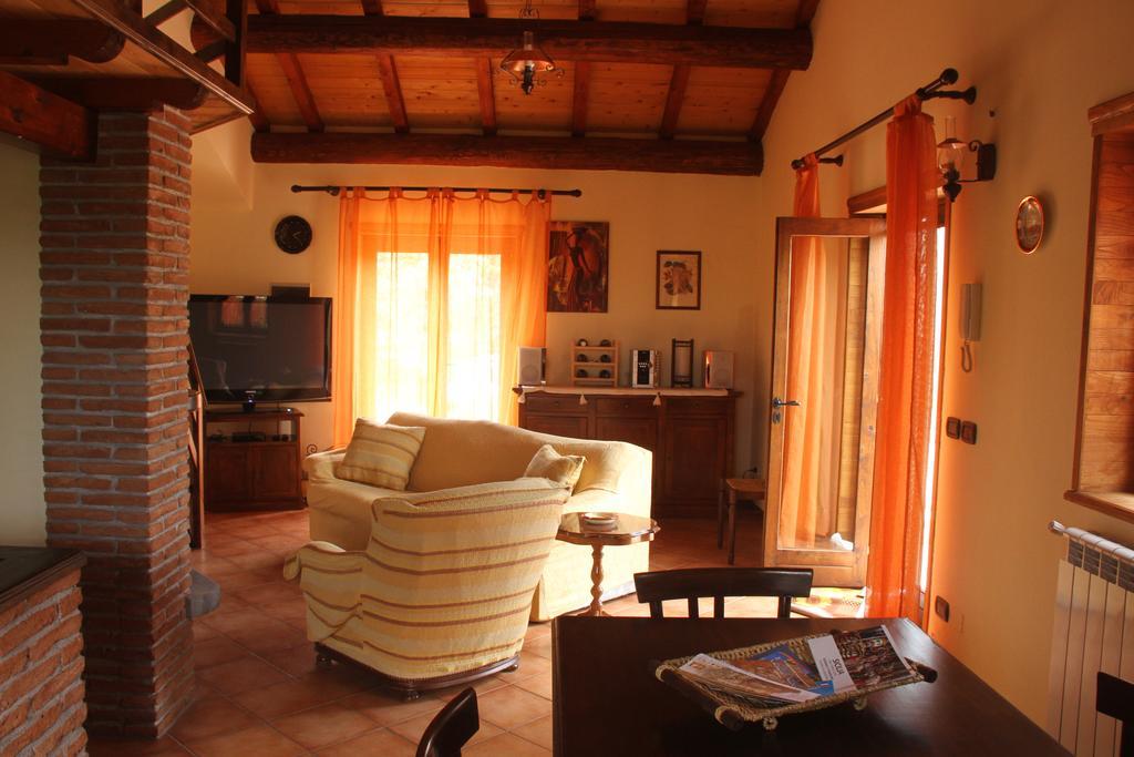 Mount Etna Chalet Maletto Exterior photo